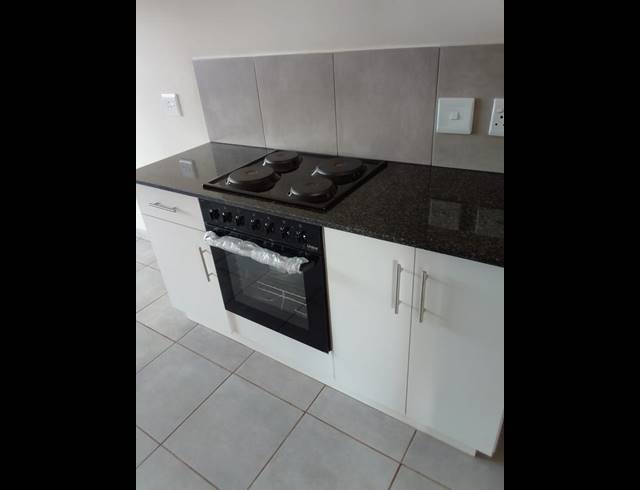 2 BEDROOM PROPERTY TO RENT IN KATLEHONG SOUTH